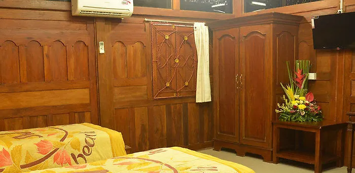 Suriwathi 酒店